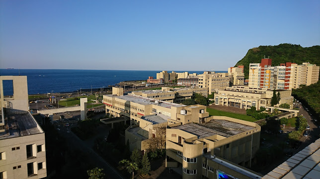 Đại học Quốc Lập Hải Dương Đài Loan – National Taiwan Ocean University (NTOU)
Đại học Quốc Lập Hải Dương được thành lập năm 1953. Trường có tên tiếng anh là National Taiwan Ocean University (NTOU), tên tiếng trung 國立臺灣海洋大學. Địa chỉ tại: No. 2號, Beining Road, Zhongzheng District, Keelung City, Đài Loan 202
